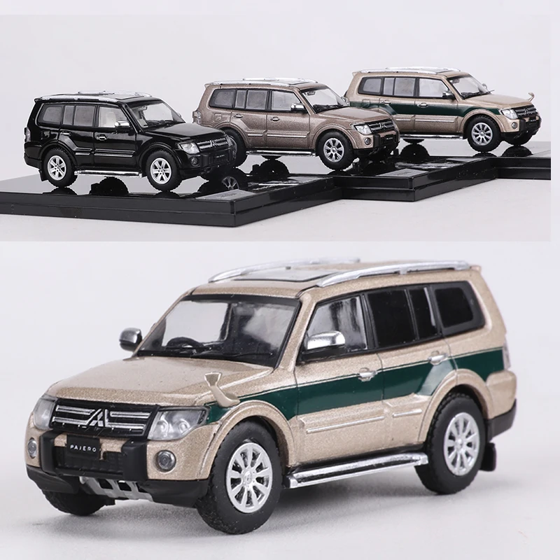

Модель автомобиля из сплава SHADOW PRO 1:64 Pajero V97