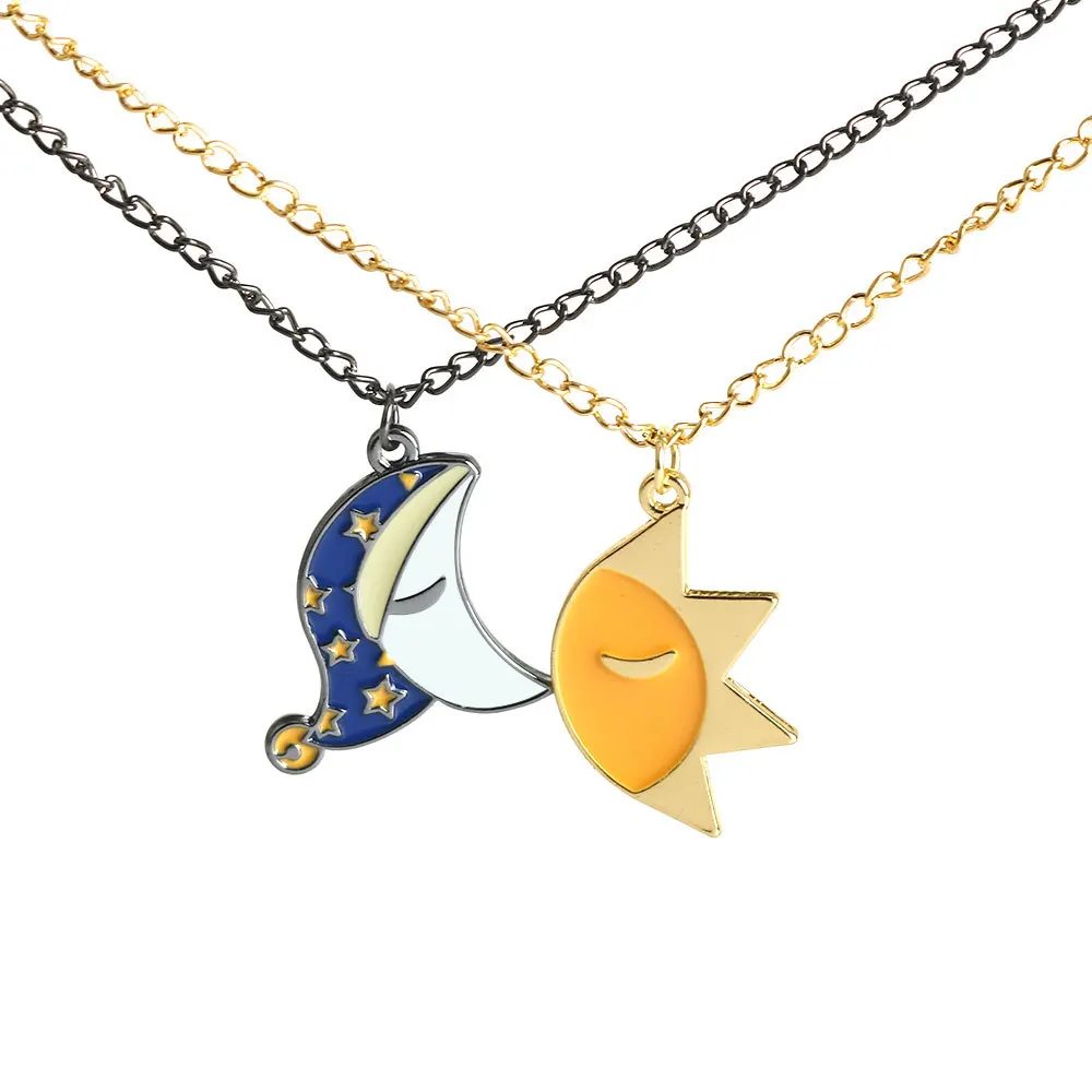 A Set Couple Sun and Moon Splicing Necklace Good Night Expression Pendant Necklace Valentine's for Men Women Jewelry Accessories