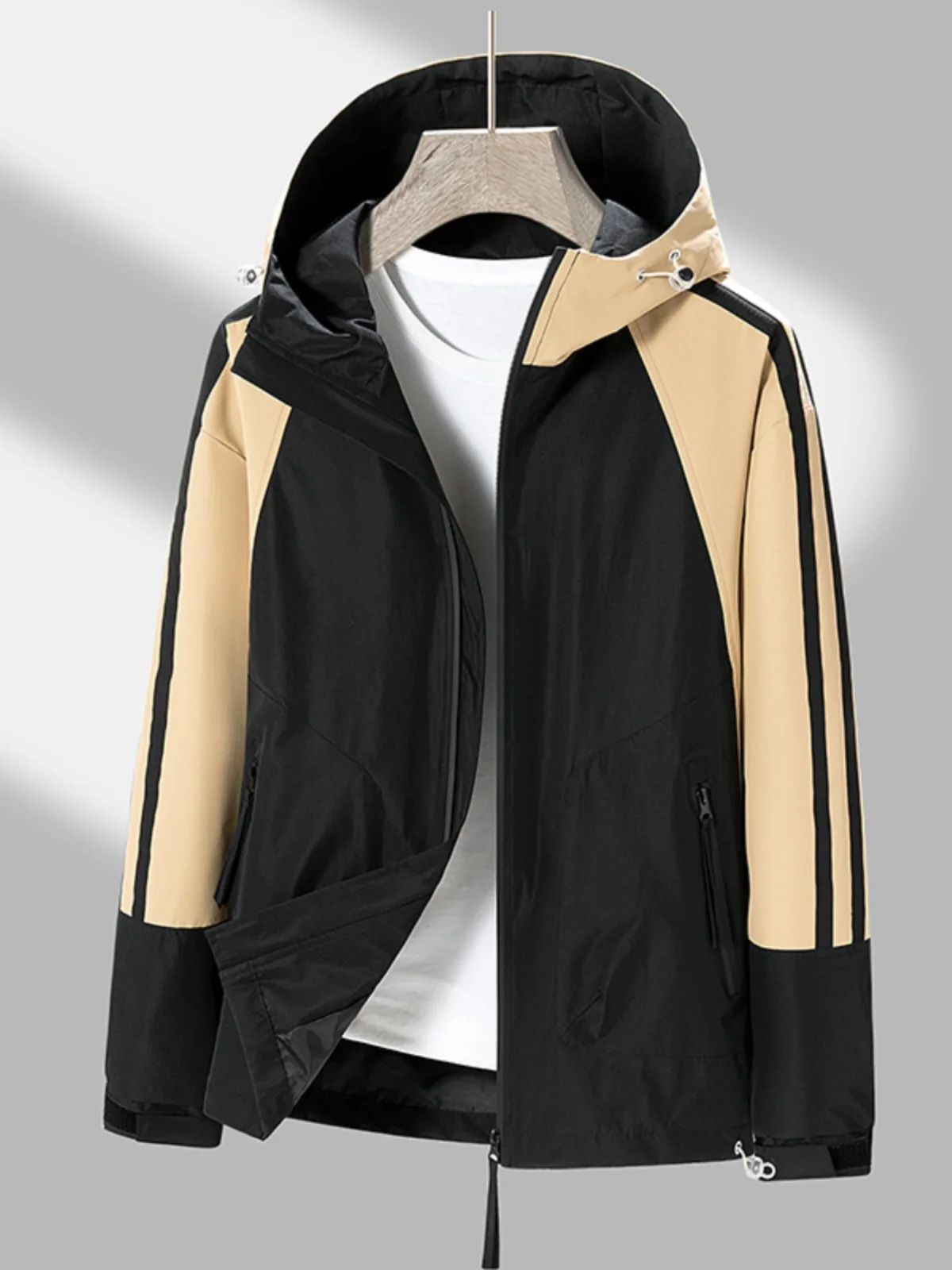 

Men's Windproof Waterproof Climbing Jaet Spring Autumn Mountain Series Outdoor Faionable American Brand Functional Mounta...