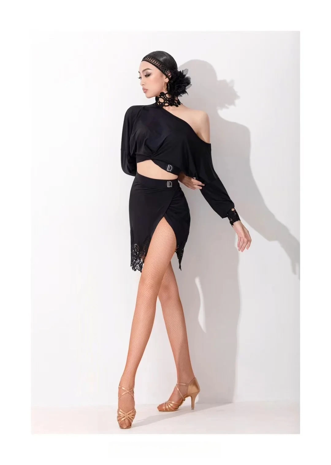 UK Latin Dance Set Ladies Halter Neck Long Sleeve Loose Practice Outfit with Laser-Cut Slit Pencil Skirt Ballroom dance costumes