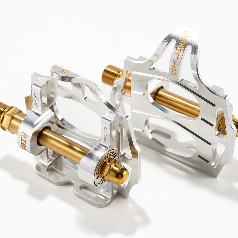

NEW Bicycle Pedals Ultralight CNC Aluminium Alloy Anti-Slip Fixed Gear Bike Flat Pedals Smooth Bearing Bicycle Pedal For Straps