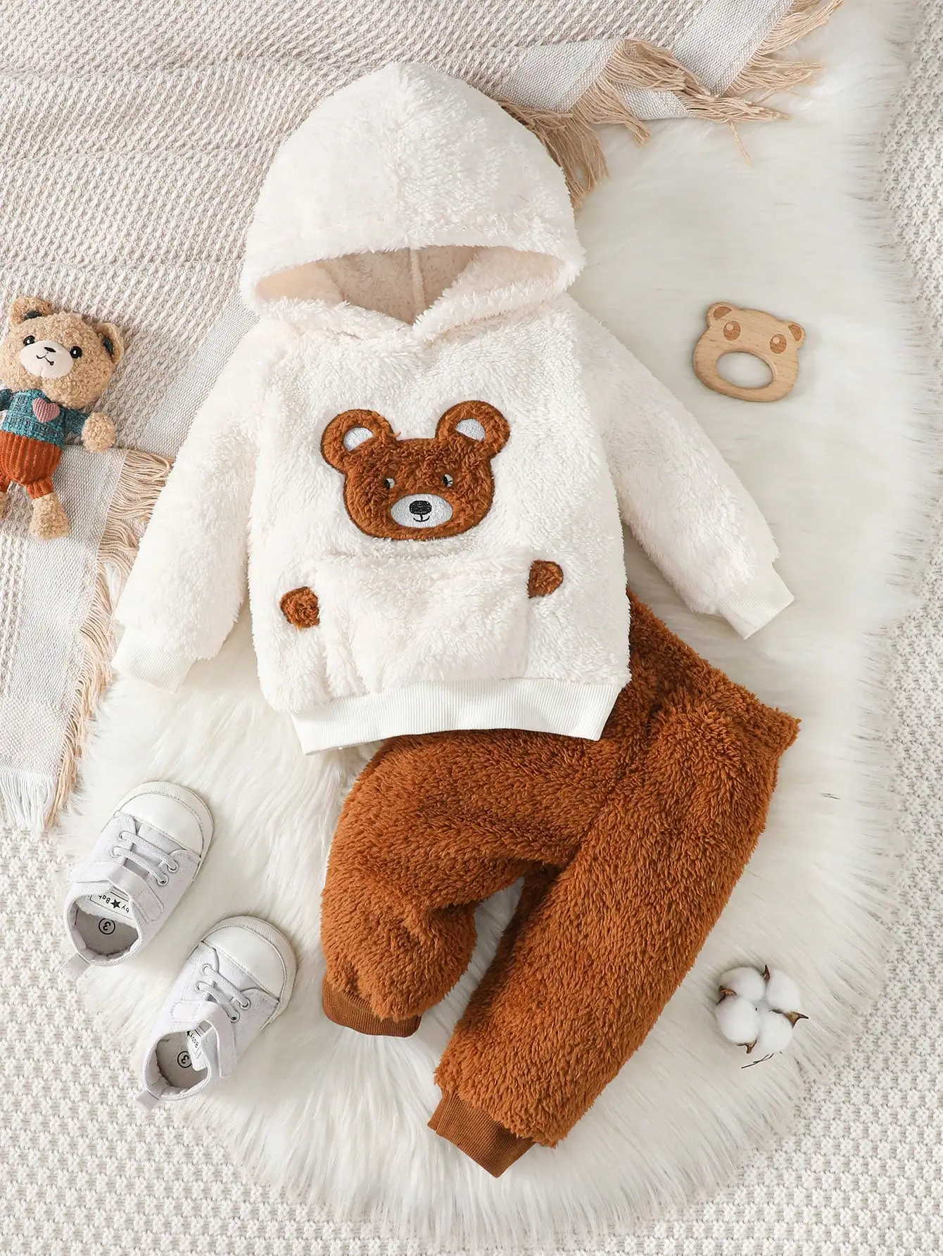 New Baby Girl Winter Casual Daily Cute Little Bear Fur Thick Design Suitable For Travel 2-Piece Set