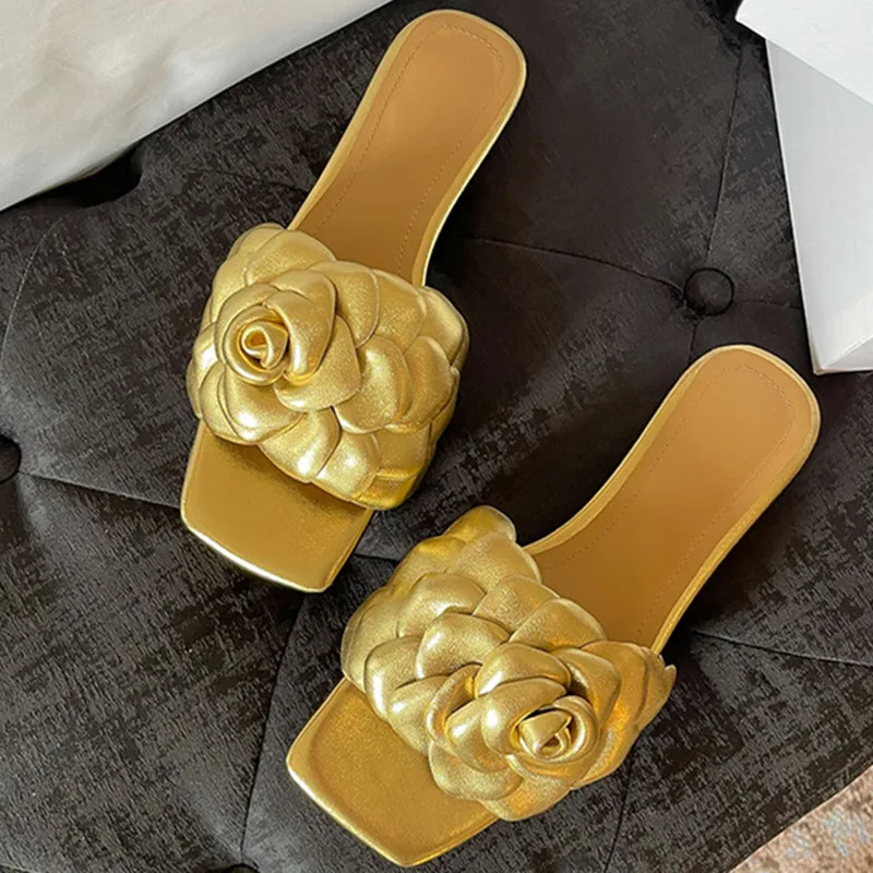 

Flower Decoration Slippers For Women Square Toe Flat Leisure Solid Color Female Shoes Designer Summer New Brand Fashion Sandals