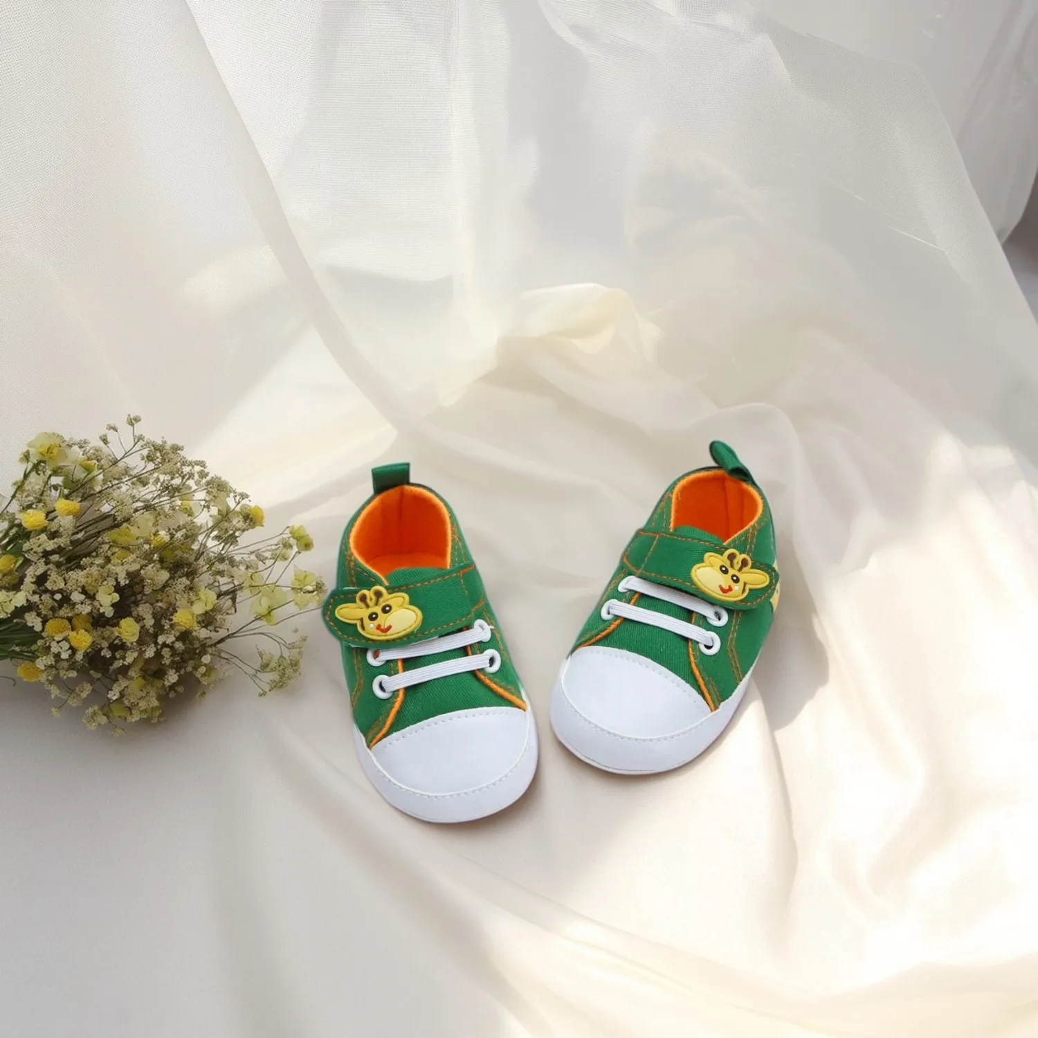

RABEISIR baby shoes canvas shoes 0-1 year old baby walking shoes 0-6-12-18 months cute cartoon pattern anti slip breathable