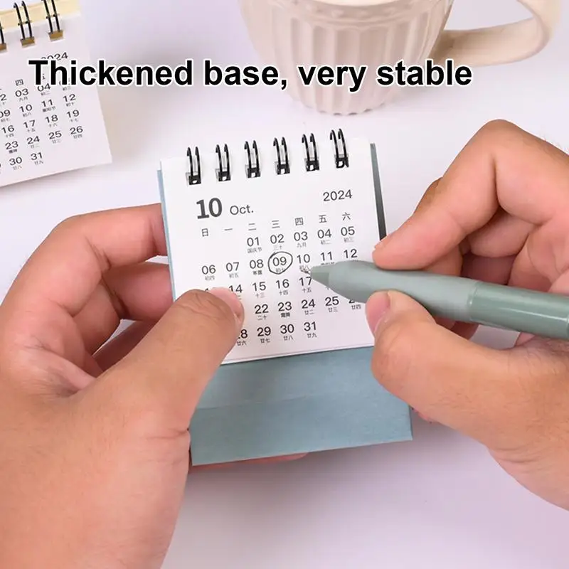 2025 Mini simple small desk calendar pocket calendario portatile punch plan decorazione desktop per la scuola domestica