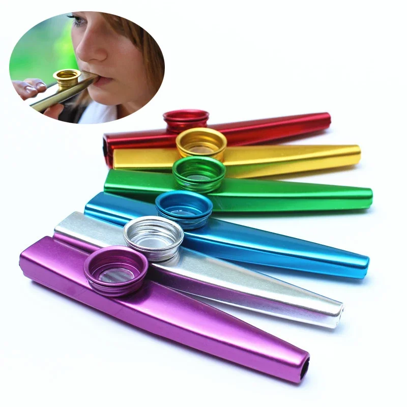 Venda quente 1 pçs metal kazoo leve portátil para iniciante flauta instrumento amantes da música instrumento de sopro design simples