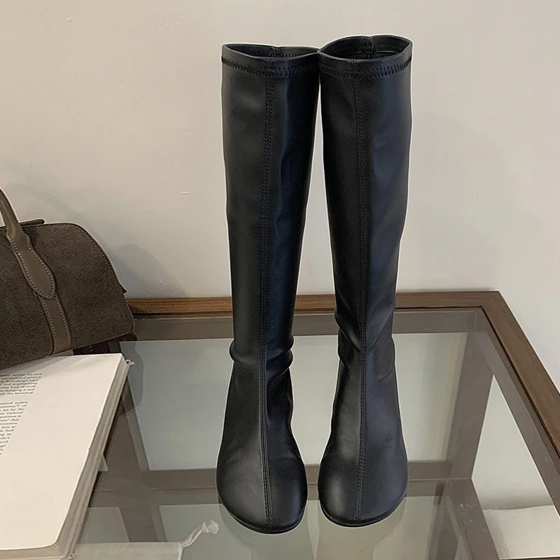 2026 الخريف الشتاء موضة سليم حذاء برقبة للركبة النساء جولة تو كعب مسطح مطاطا الجوارب الطويلة أحذية السيدات Zapatos De Mujer #5