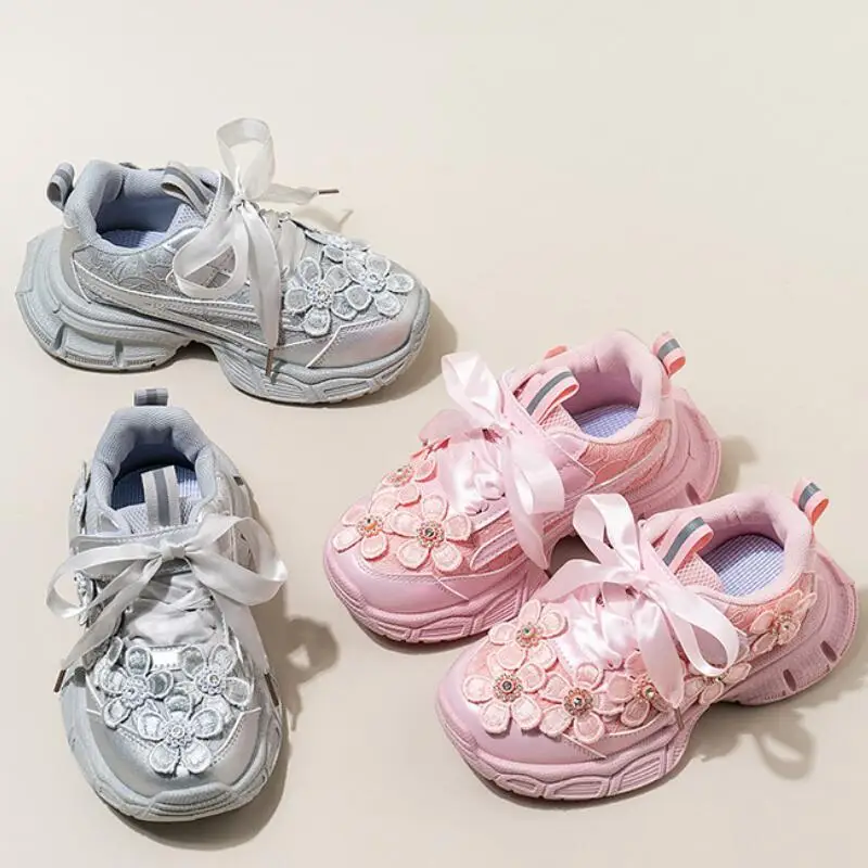 

Kawaii Casual Shoe Fashion Childrens Shoe Dad Shoes Sneakers Pearl Lace Flower 2024 Autumn Soft Sole Running Shoes For Girls