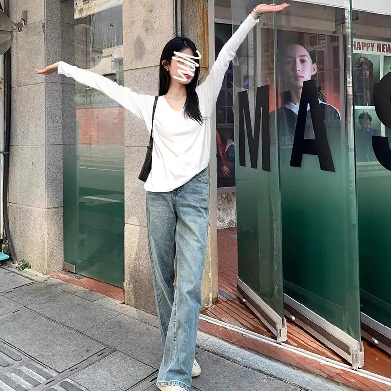 2026 nueva camiseta de invierno para mujer, camiseta blanca relajada con cuello en V de manga larga, camiseta básica ajustada, Top corto, ropa Sexy para mujer