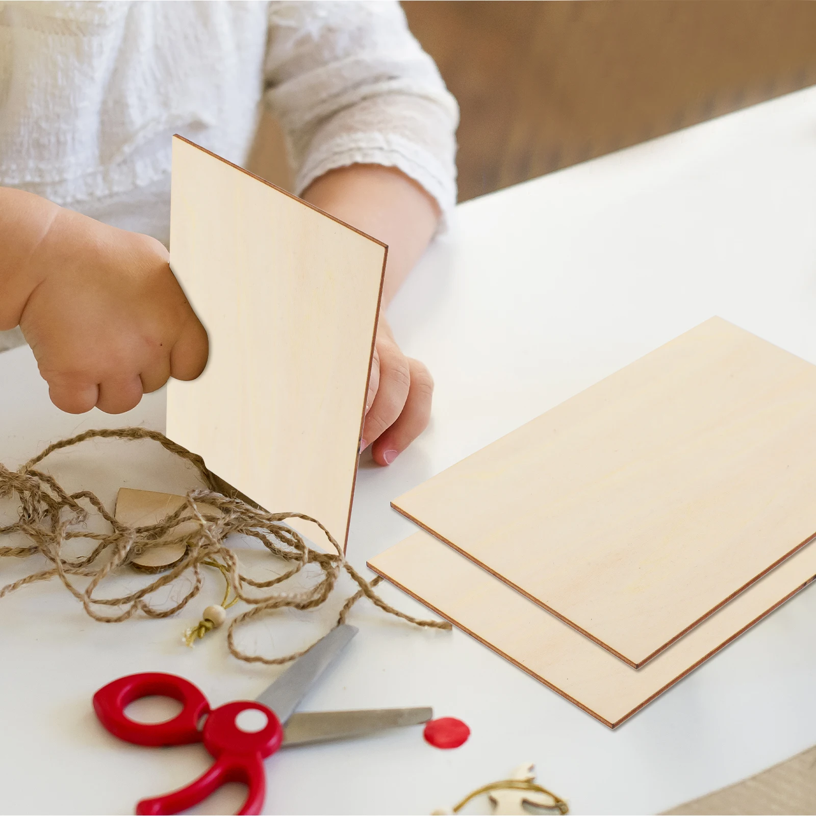 

15Pcs Blank Wood Slices for DIY Crafts Unpainted Wooden Planks Handmade Wood Boards for Engraving Decorating Home Wall Art Craft