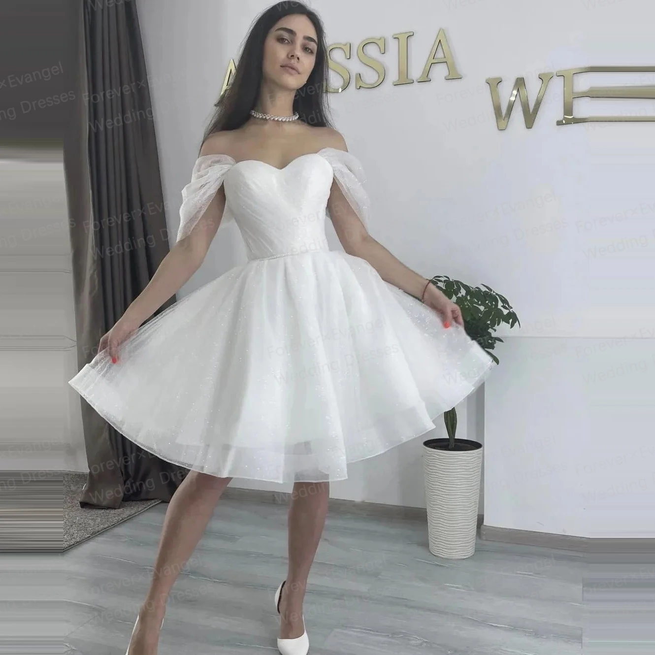 Luxury Mini Wedding Dresses 2024 Woman's A Line Sweetheart Sexy Fluffy Sleeveless Bride Gowns Elegant Princess Vestidos De Noche