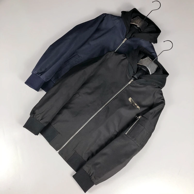 

Молодежная спортивная повседневная куртка с капюшоном и вышитым цветком, съемная кепка, ветрозащитная длинная свеч-стойка на молнии, подходит для осени...