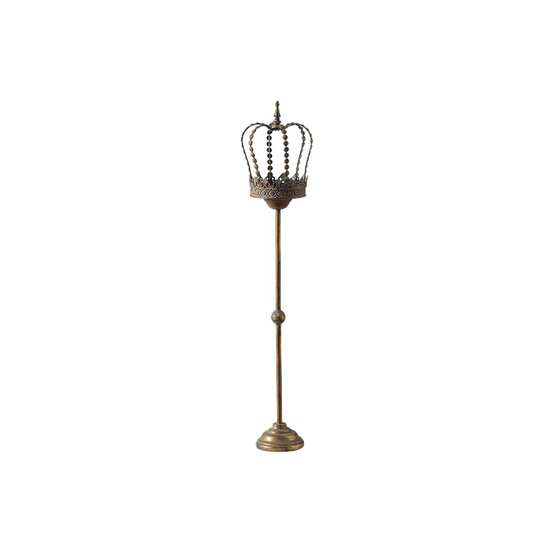 Vintage court-style floor candlestick - distressed decorative ornament - unique creative crown candle holder