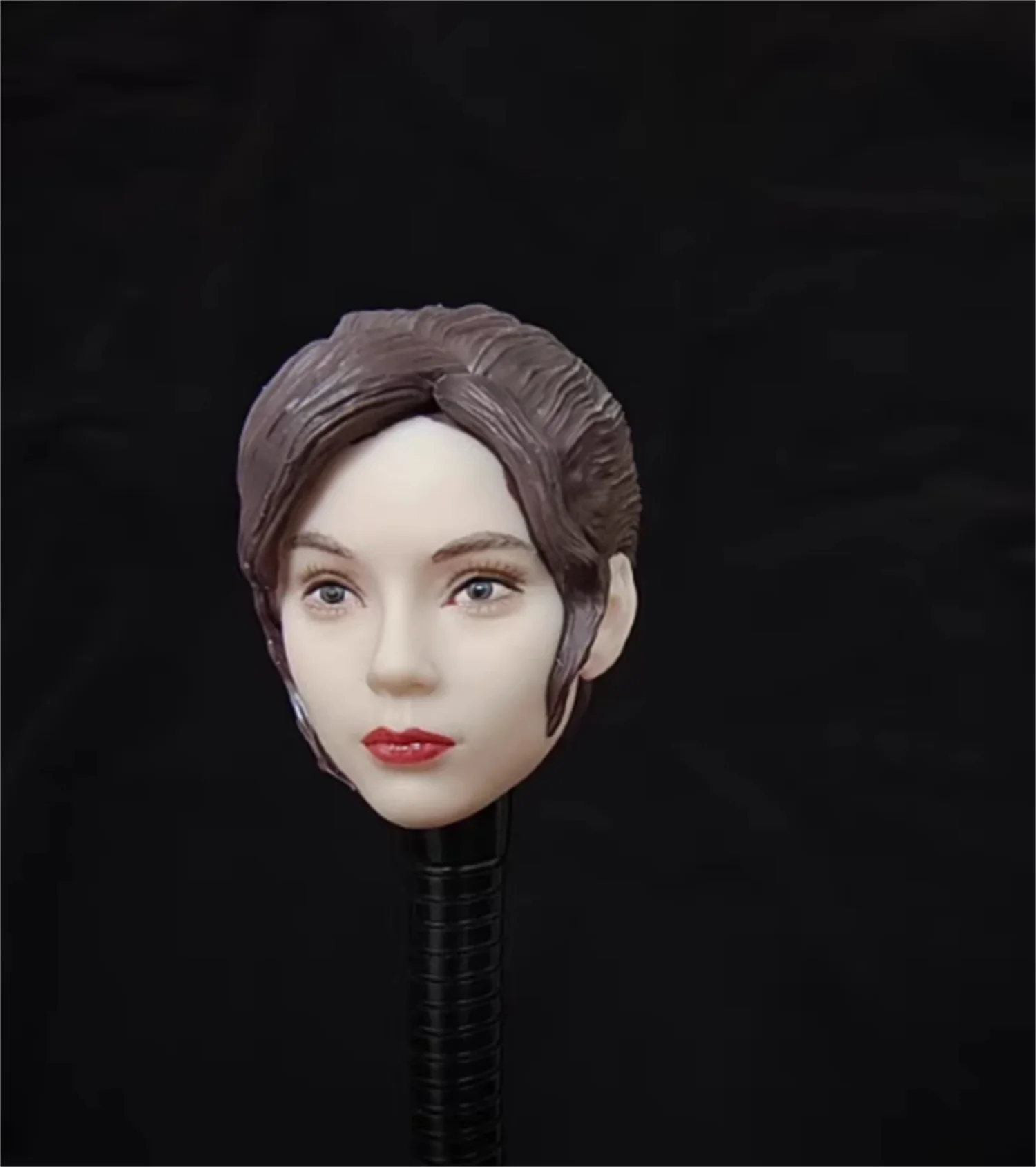 1/6 Head Sculpt  Claire  Female Head Carving Pale  for 12'' PHICEN/TBL Action Figure  Anime  Toy