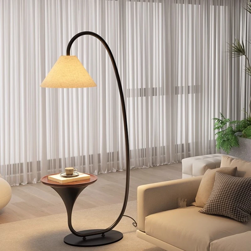 

Senior artistic designer fishing lamp floor lamp living room sofa next to American French medieval atmosphere desk lamp