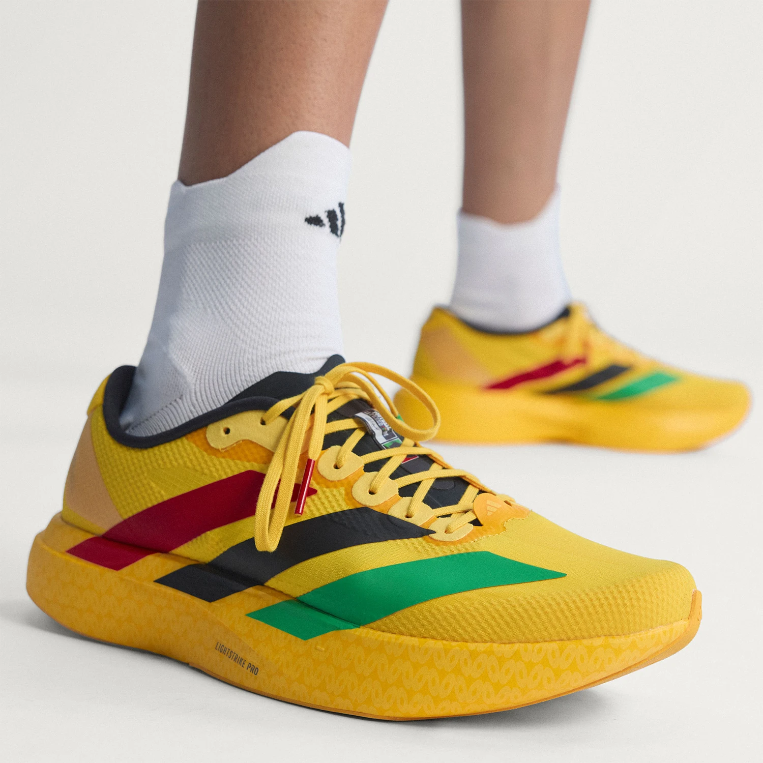 

Adidas Authentic Four Seasons Men's Shock Absorption Marathon Racing Running Shoes KJ3625