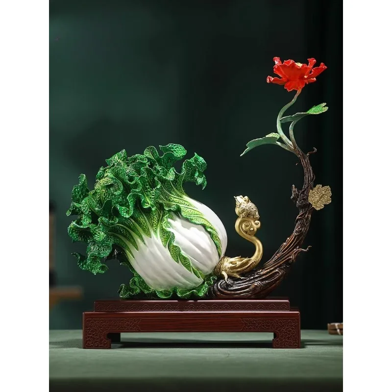 

There are rich flowers and lucky cabbage ornaments, high-end living room entrance wine cabinet
