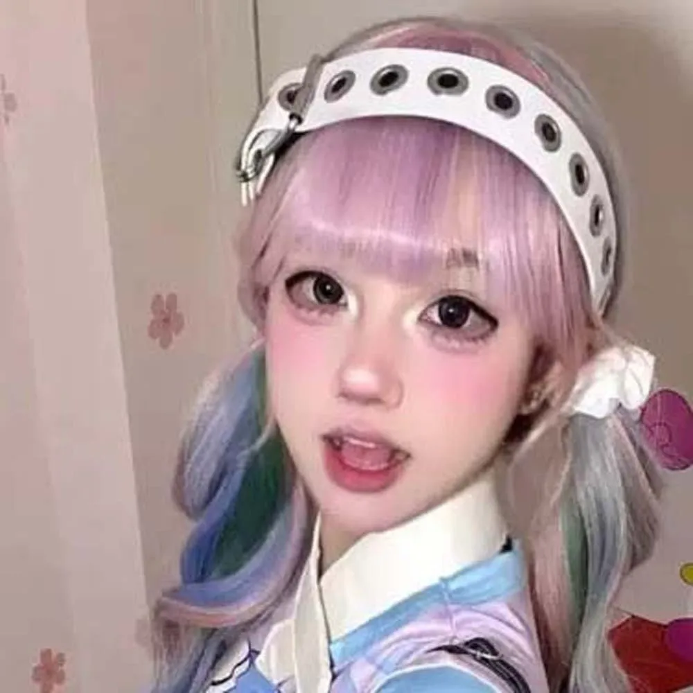 ヘアアクセサリー中空スチームパンクヘアフープ Y2K ゴシックパンクリベットヘッドバンドワイドサイドヘッドウェアレザーバックルヘアバンド女の子