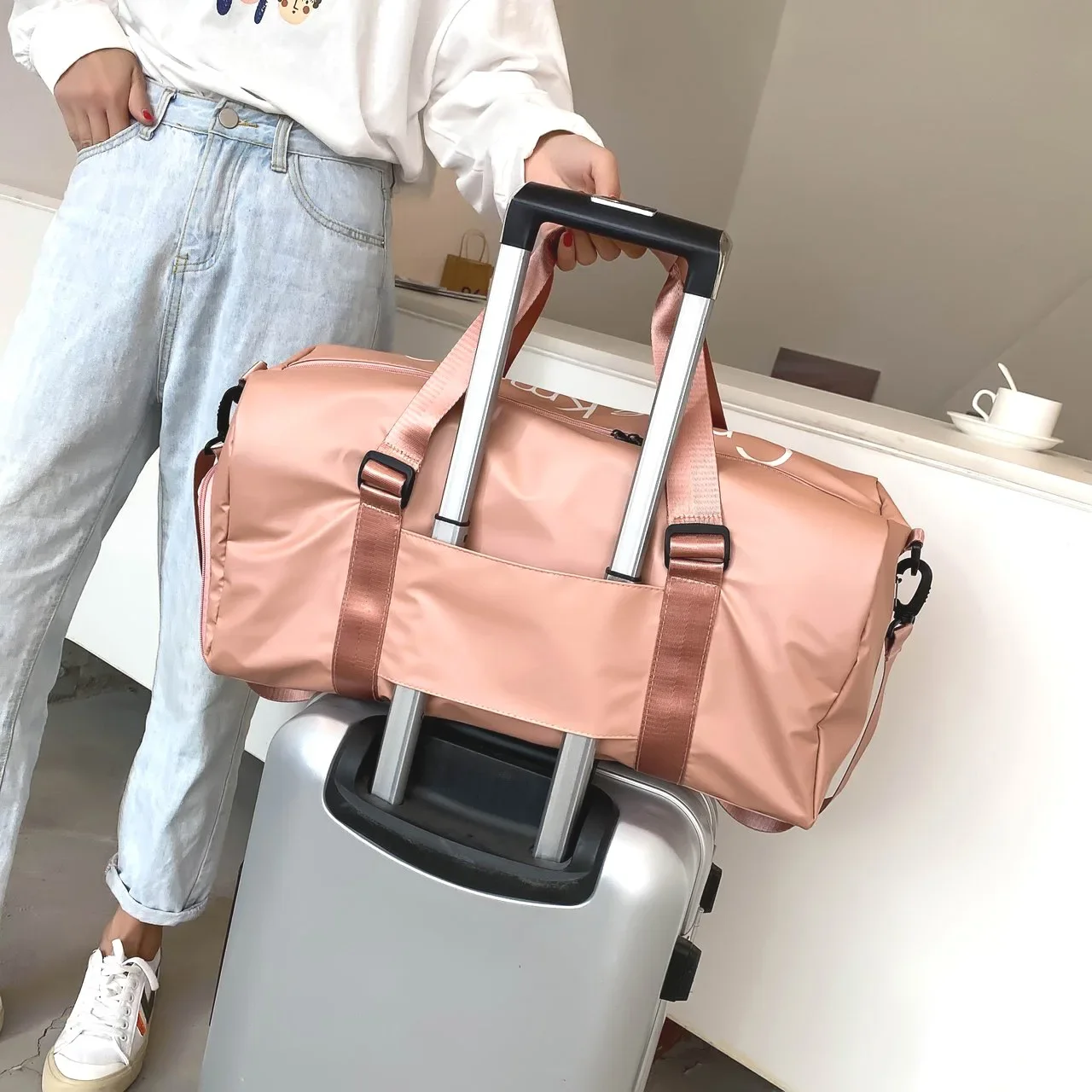 1 PC ใหม่ขนาดใหญ่ความจุ Unisex Travel Duffel กระเป๋ากันน้ํากีฬาฟิตเนสกระเป๋าถือกล่องรองเท้าแห้งเปียกแยกว่ายน้ํากระเป๋า