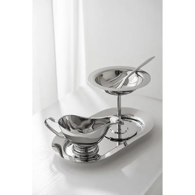 Stainless Steel Sauce Boat for Western Steak Iron Plate Serving Cup Elegant Tableware Decorative Ornament for Model Room