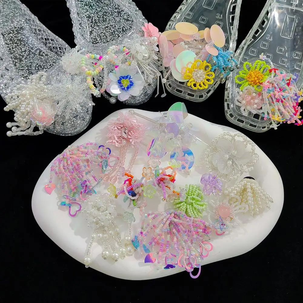 Crystal Shoe Flower Ladies Sandals Jelly Shoes Buckles Handcrafted Beaded Shoe Decorations Shiny Flower Design Shoe Accessories