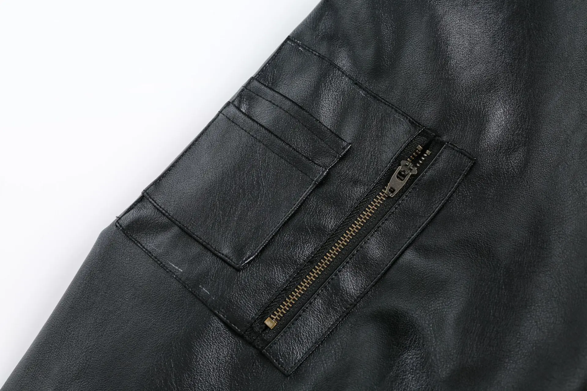 Autumn Winter Oversized Cool Black Thickened Warm Pu Leather Bomber Jacket Men Hood Luxury Clothes