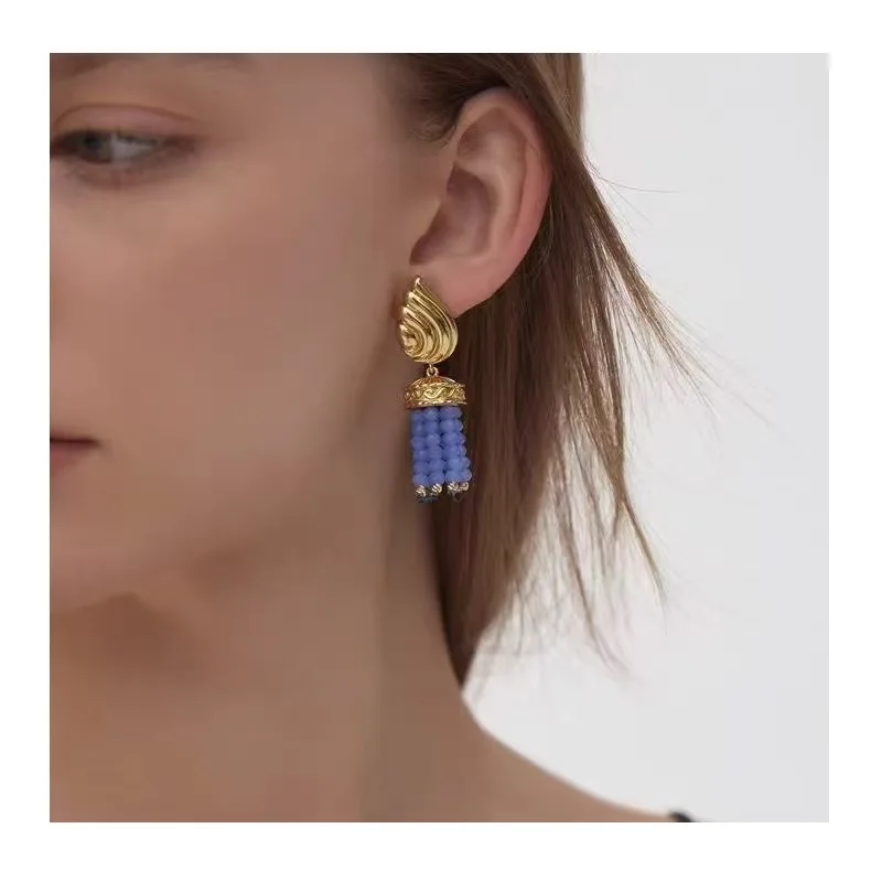 

New Product Ankara Red Fringed Earrings Niche Retro Court Style Stud Earrings Women's Light Luxury High-end Earrings