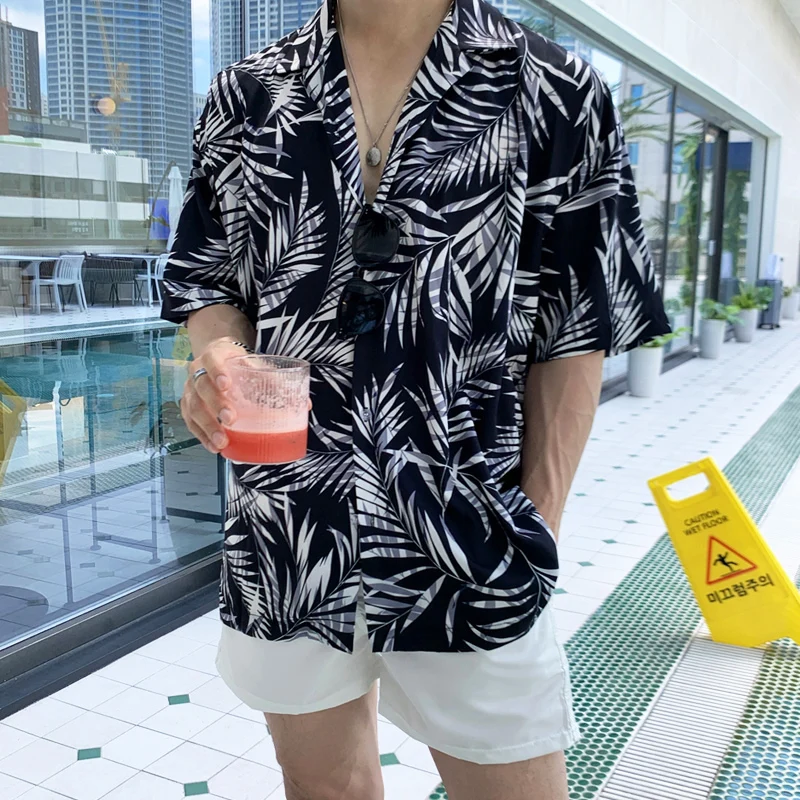 Hawaii Tropical Beach Shirt Short Sleeve Printed Loose Fit Polyester Summer Vacation Style for Men And Women Teenage 