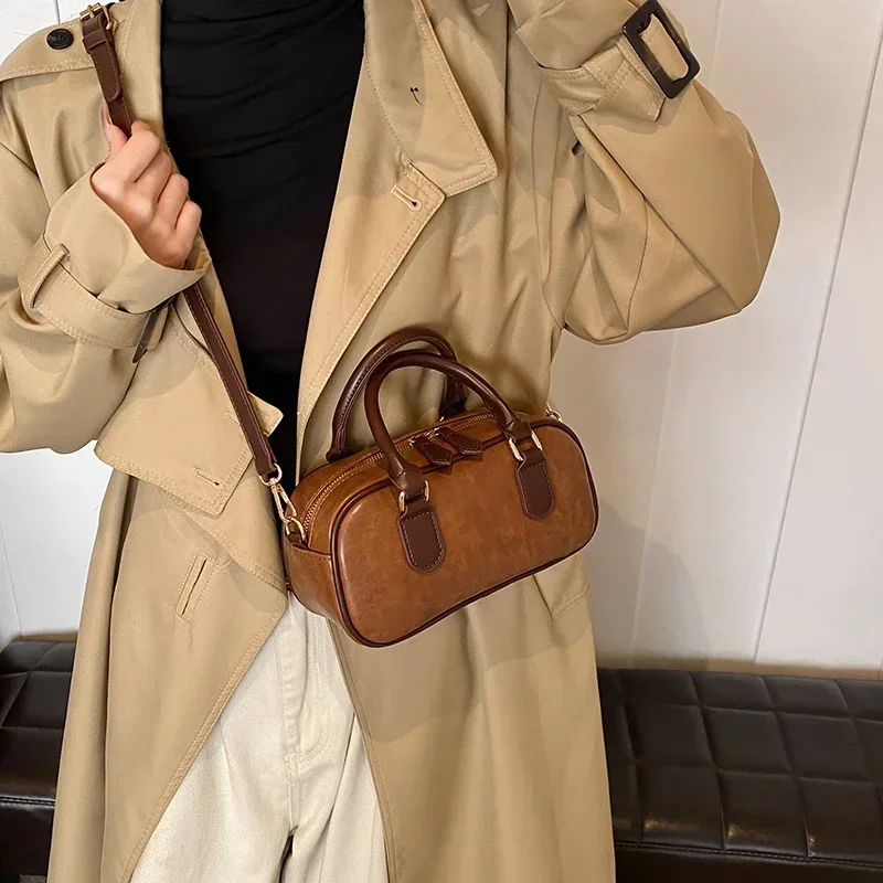 

PU Fashion Classic Style Square Shoulder and Crossbody Bags Solid Zipper Popularity Sense of Luxury Handbags for Women 2025 Hot