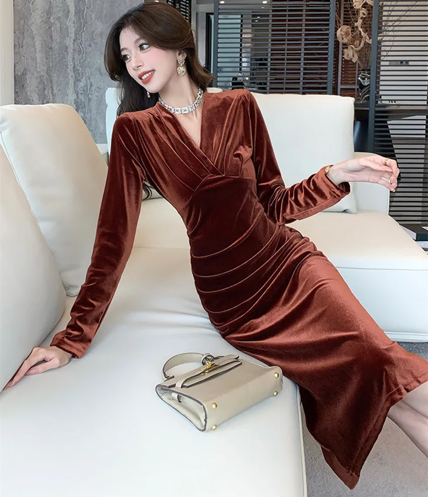 Fashion Women V Neck Velvet Split Pencil Midi Dress French Autumn Winter Long Sleeve High Waist Folds Velour Bodycon Vestidos