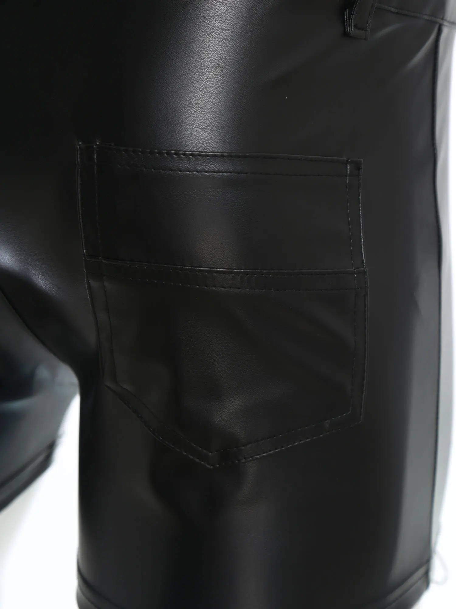 Wet Look Faux Leather Shorts Men's Glossy Leather Short Pants Fashion Rave Party Clubwear Male Punk Style Boxers Shorts