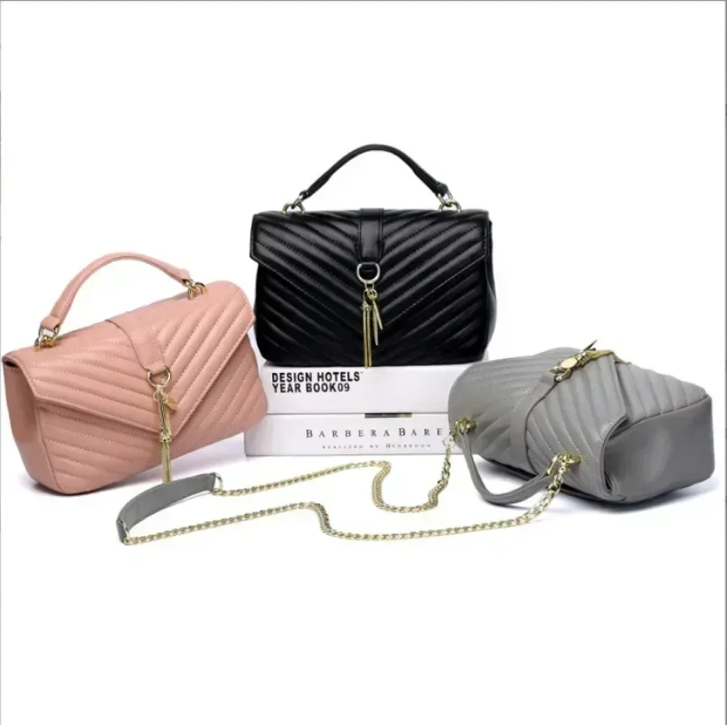 Designer borsa da donna alla moda nuova V-line grande griglia tinta unita ins borsa a tracolla alla moda per il trasporto BY6