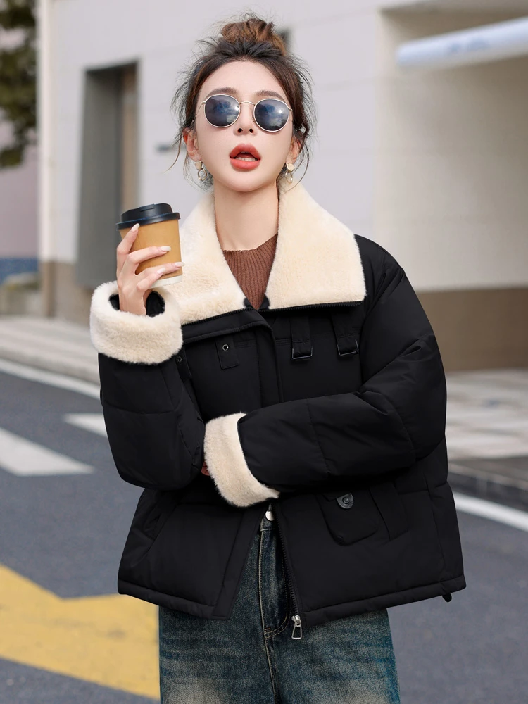 เสื้อโค้ทผู้หญิงสำหรับฤดูหนาว แบบหนาบุใยสังเคราะห์ สีพื้น ปกเสื้อแบบปกเชิ้ต ติดซิป  สำหรับสุภาพสตรี