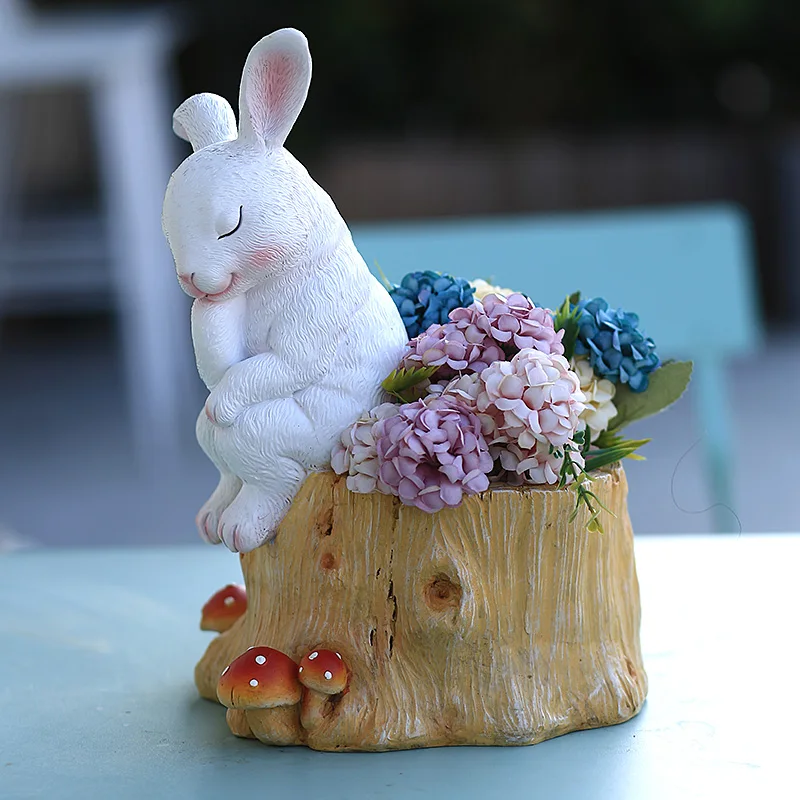 

Creative pastoral resin rabbit flower pot cute animal fleshy flower garden garden balcony decoration arrangement small sculpture