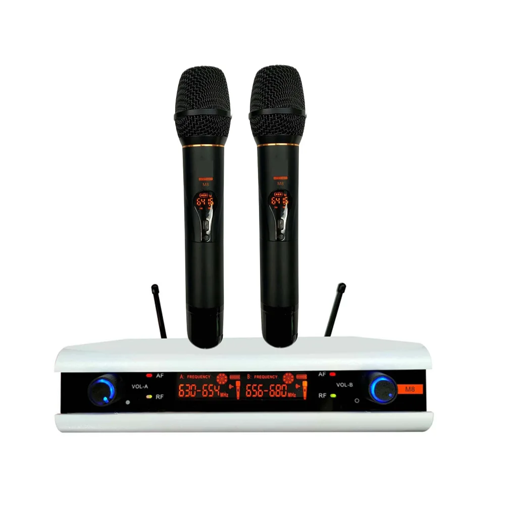 SR-M8 One on Two Wireless Microphone/Bodypack Outdoor Conference Stage Power Amplifier KTV Audio Battery