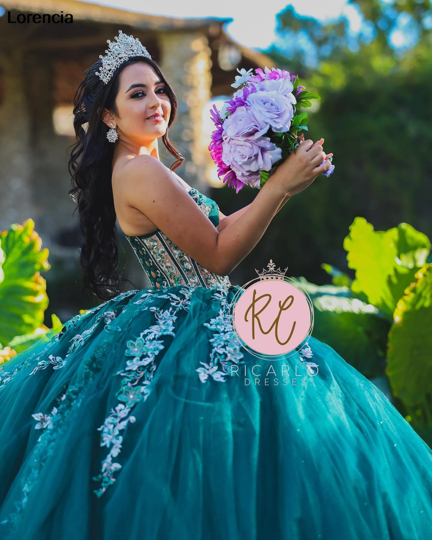 Lorencia-Vestido Quinceanera verde esmeralda brilhante, vestido de baile, aplique de renda, espartilho México frisado, Sweet 16, 15 anos, YQD853