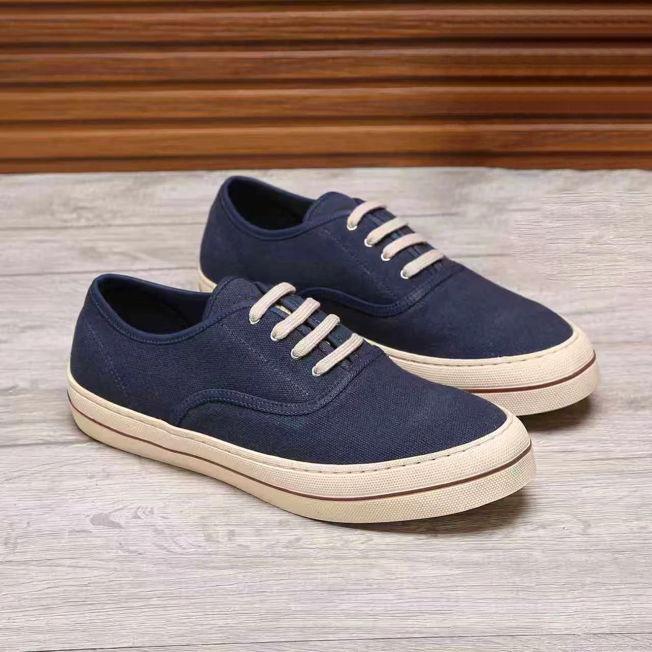 

Men's Canvas Lace-Up Sneakers Multicolor Options Retro Washed White Rubber Sole Low-Top Breathable Casual Daily Footwear for Men