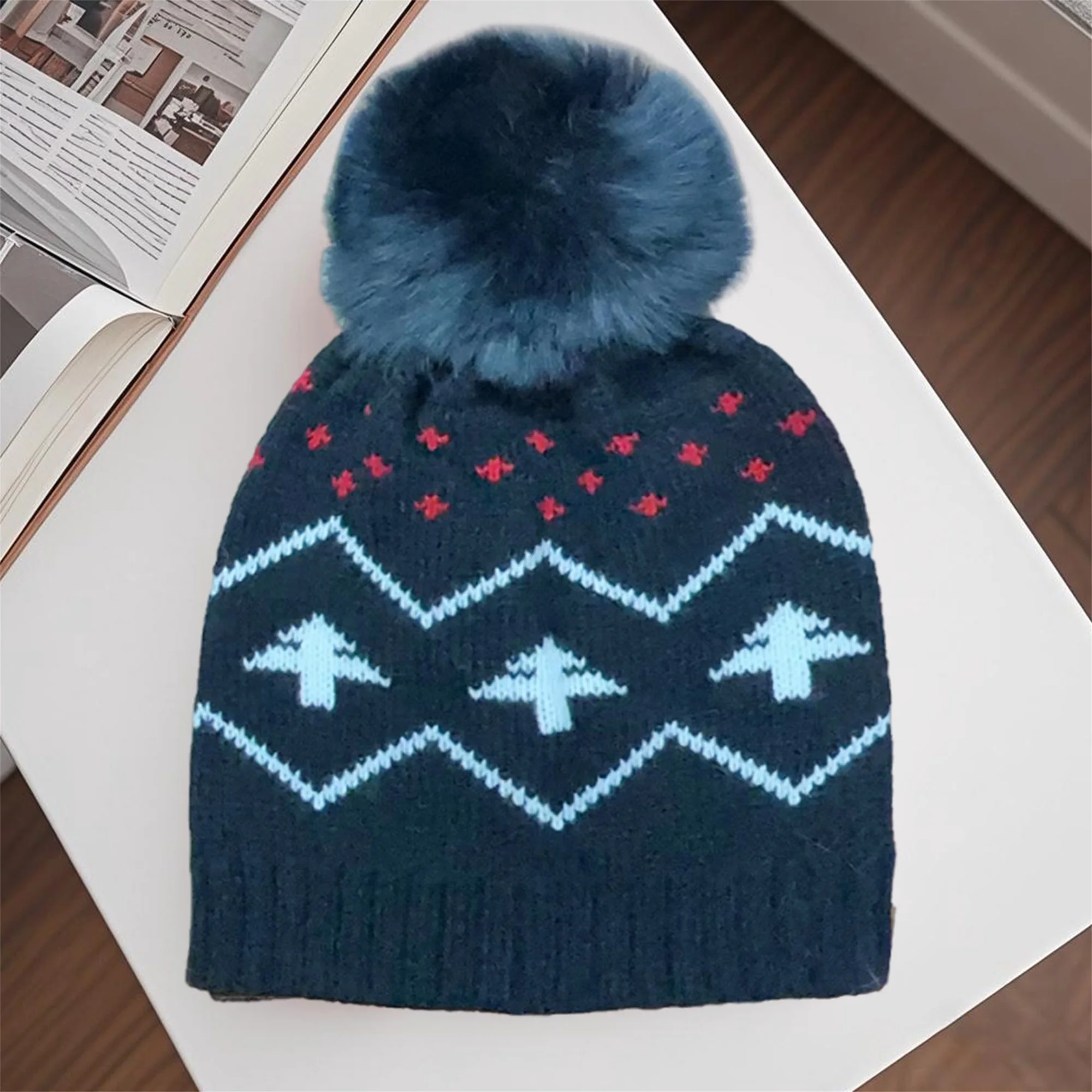 

Christmas Knit Pom Pom Beanie Hats for Kids Festive Winter Caps with Reindeer Pattern Warm Christmas Hat for Children Boys and