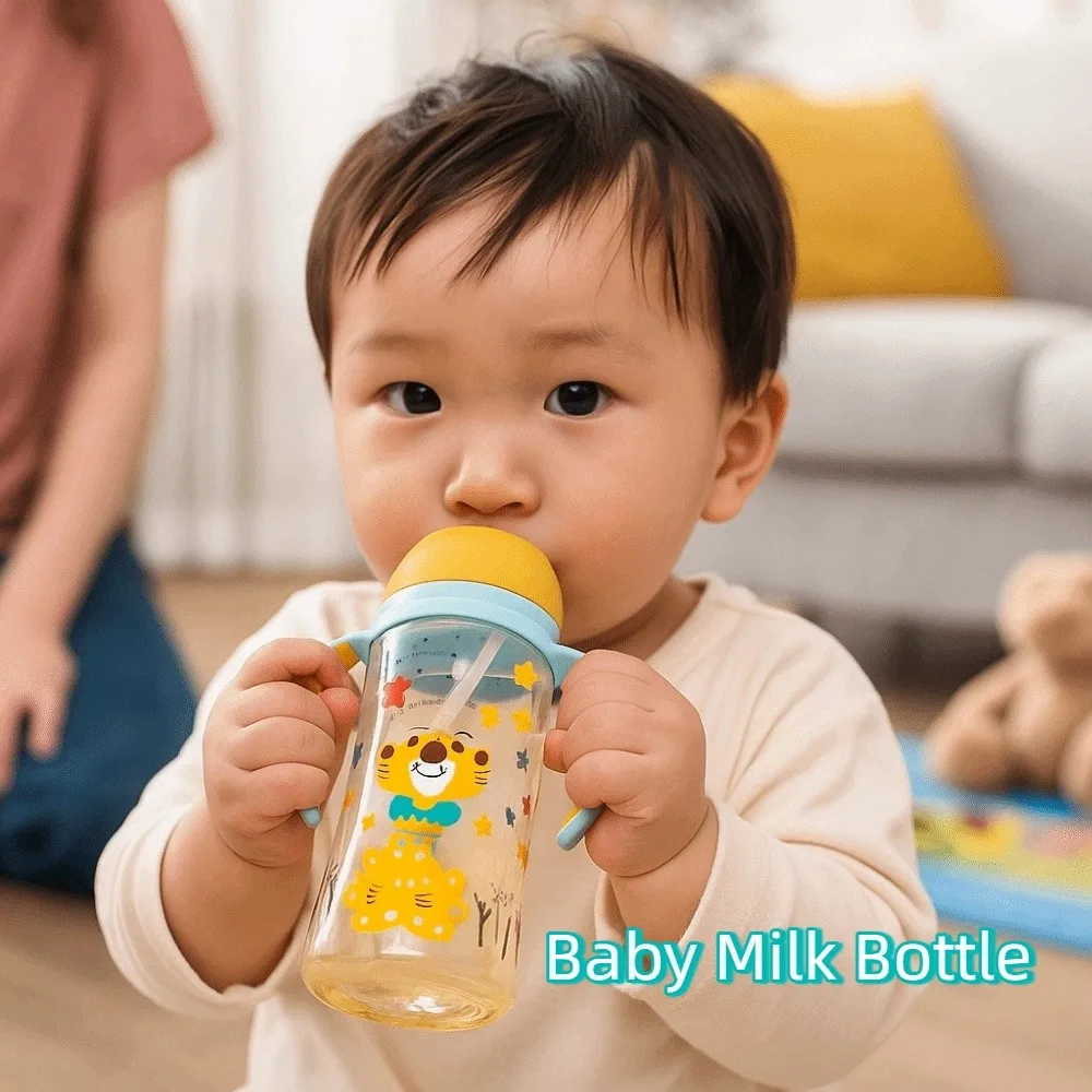 

Cute Cartoon Baby Milk Bottle with Handle Transparent Baby Feeding Bottle 330ml Drop Resistant Baby Drinking Cup Travel