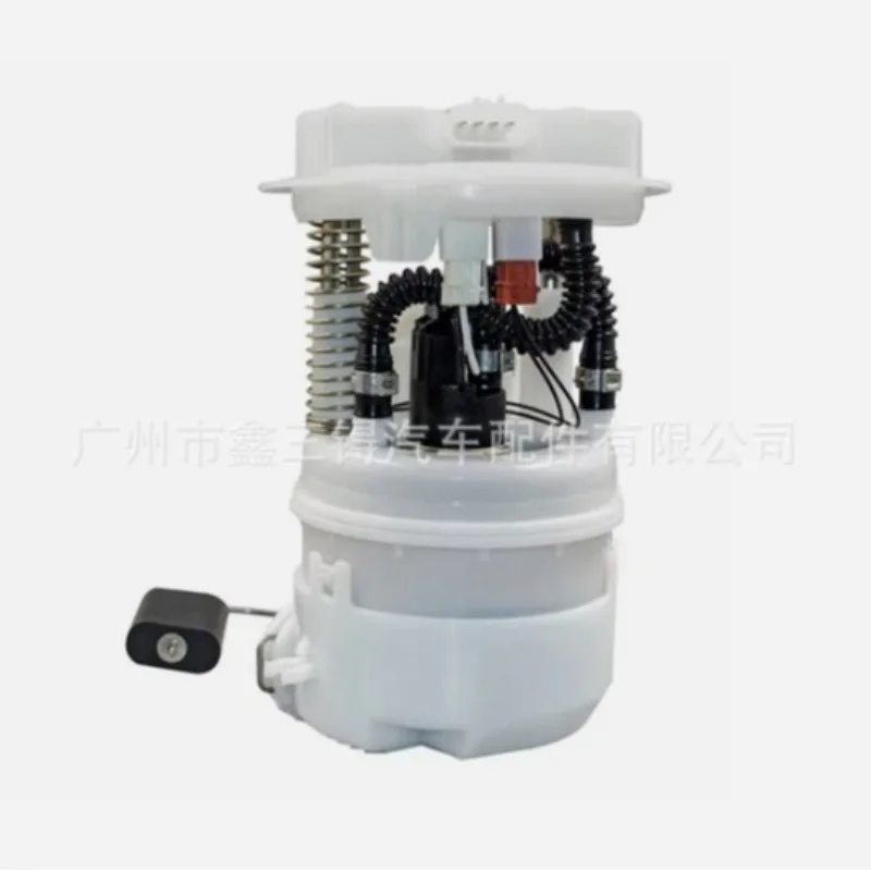 

172022047R 172022377R 17202-2377R 1163036 EM10413 Топливный насос в сборе, применимо для 2013, 2014, 2015, 2016 годов выпуска