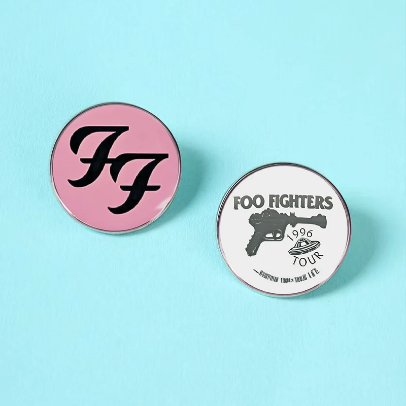 New Foo Fighters Rock Band Brooch Punk Music Pin Metal Badge Clothes Bag Accessories Wholesale