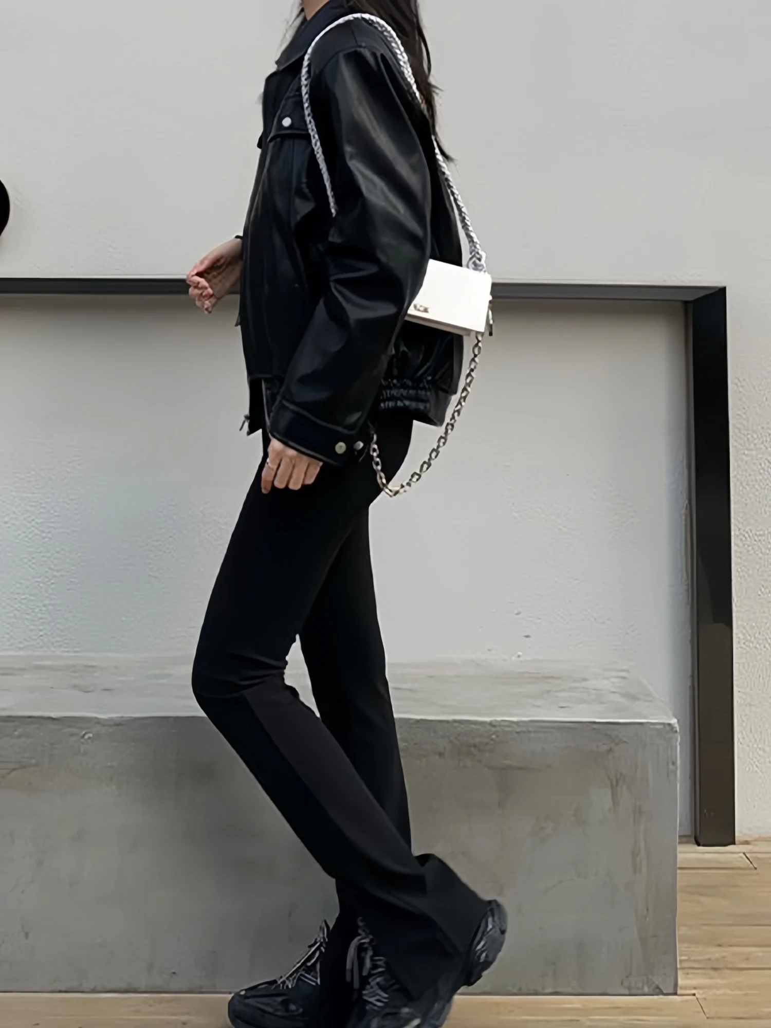 Women's PU Retro Jacket Motorcycle Biker Faux Leather Jacket Coat Female Top Streetwear 2025 Spring Autumn New Fashion Outerwear