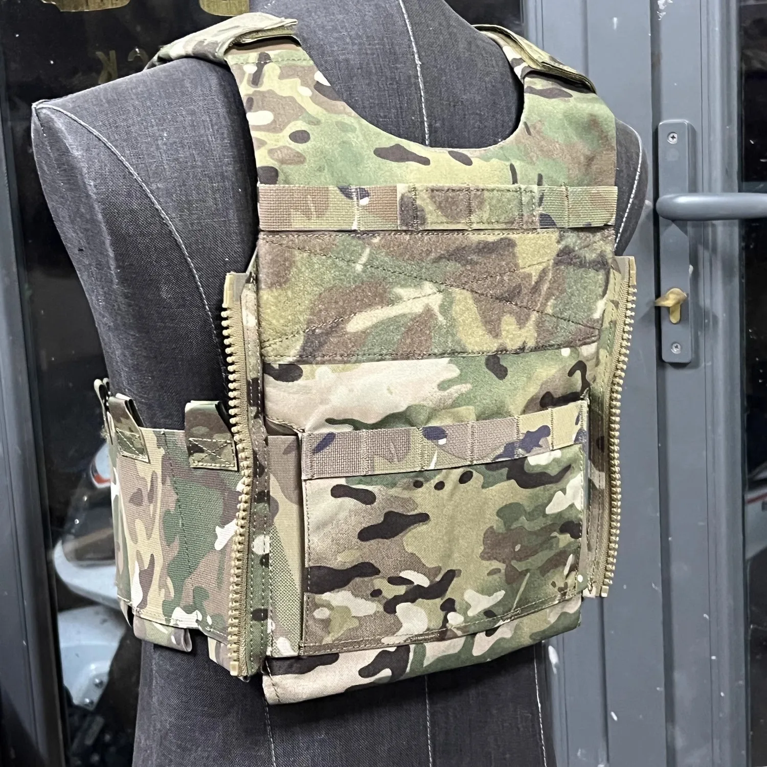 NEW  119 Tactical Outdoor Sports Hunting Vest Combat Vest Lightweight Combination