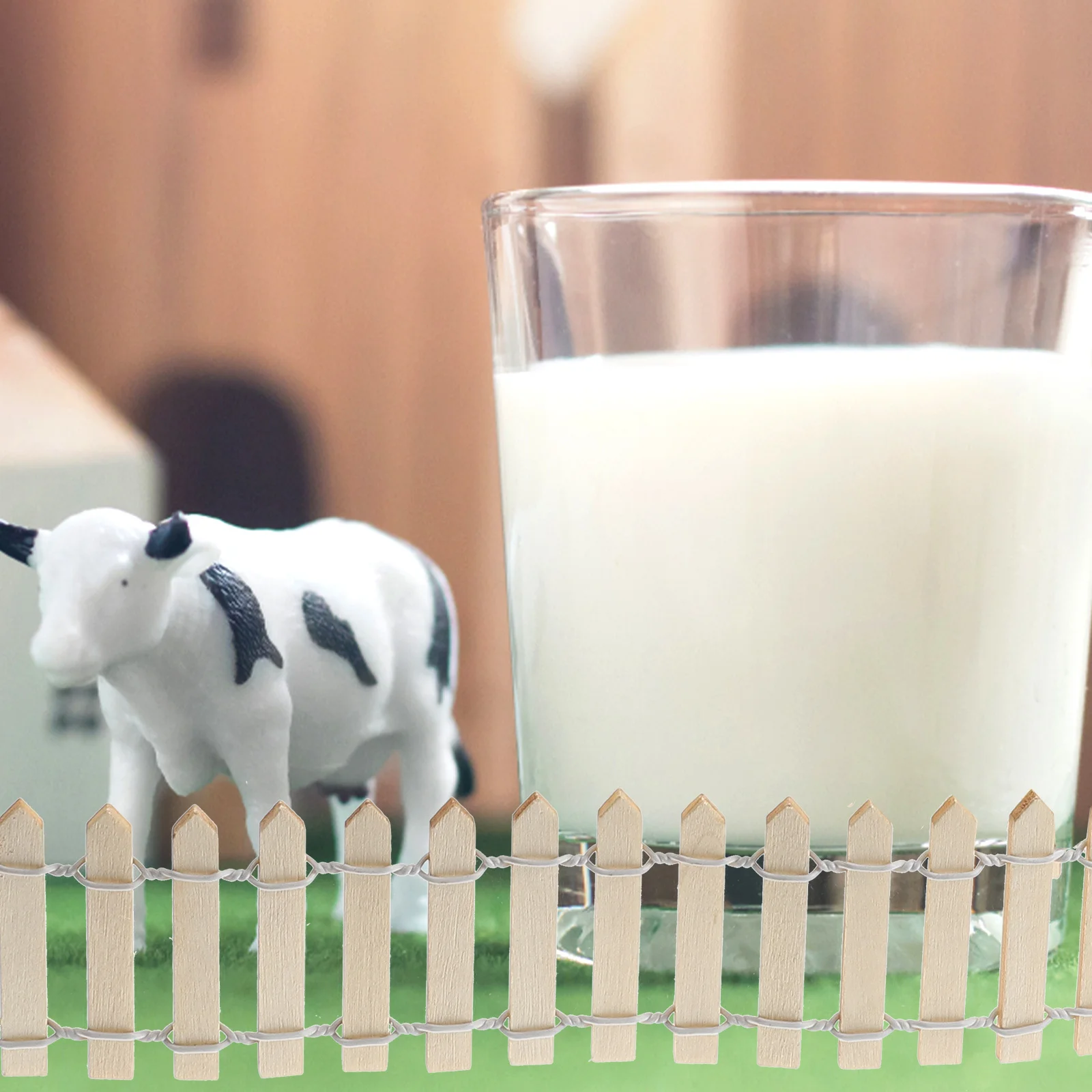 

100Cm X 5Cm Miniature Wooden Fence for Dollhouse Shadow Box Scene DIY Holiday Displays Realistic Shape Fine Workmanship