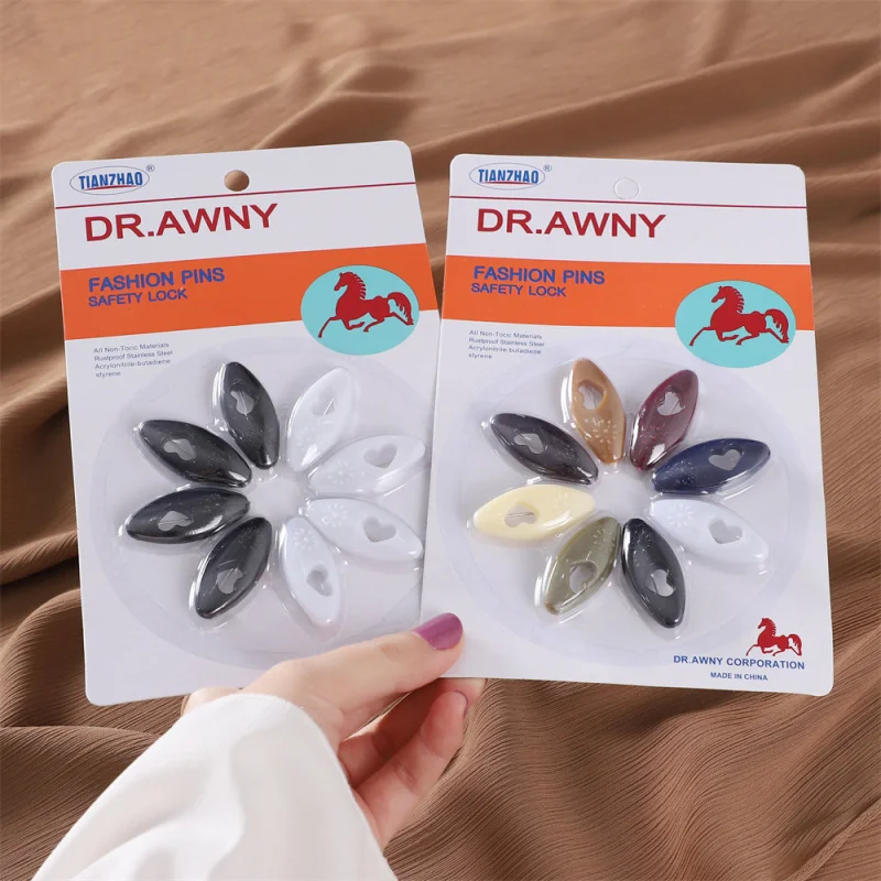 Plastic Love Shape Color Safety Pin Veil Needle Silk Scarf Clip Neck Clip Scarf Buckle Blister Packaging