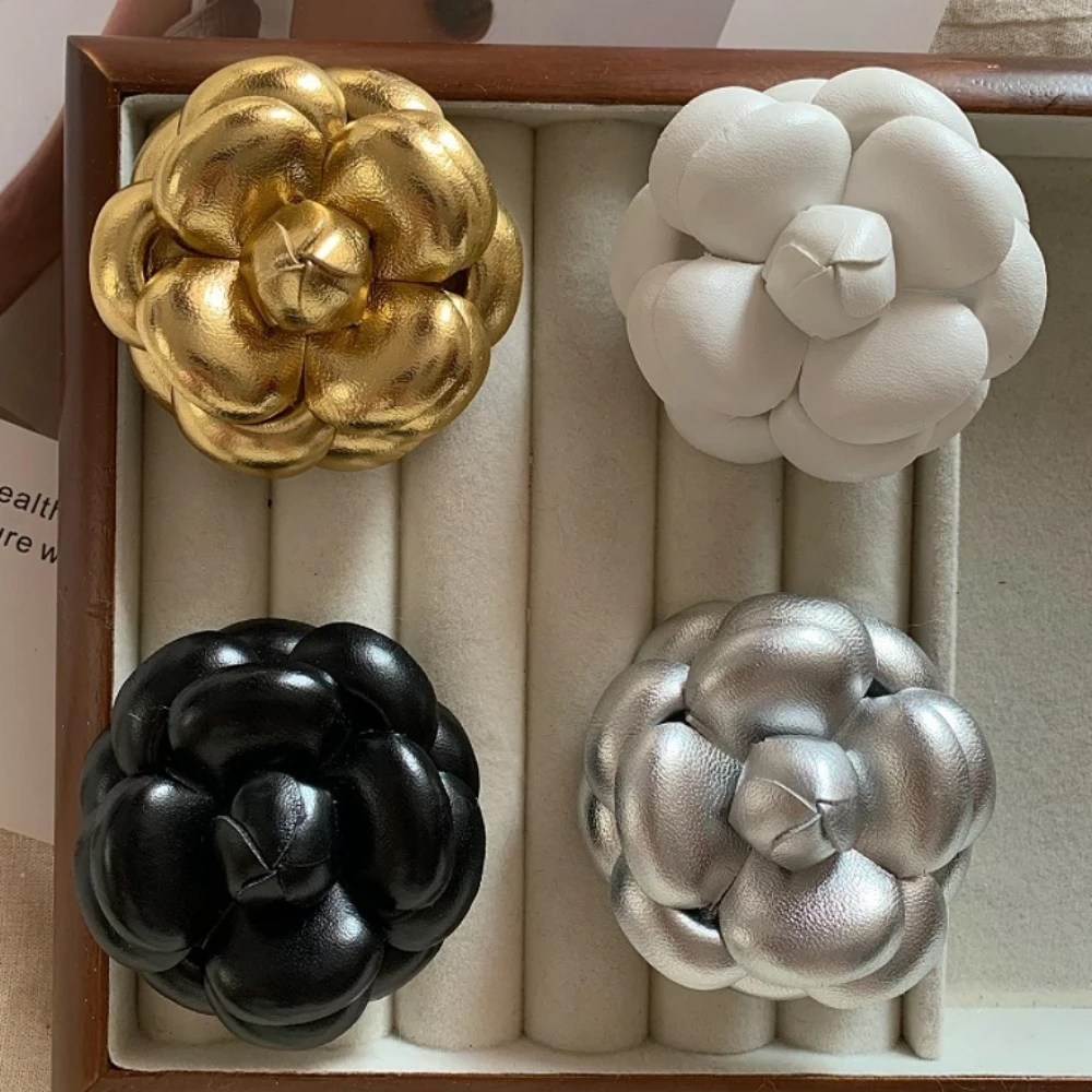 كاميليا روز زهرة جلدية زين المرأة الفاخرة البدلة التلبيب دبوس DIY بها بنفسك الحرفية النسيج زهرة لفستان إكسسوار حفل زفاف