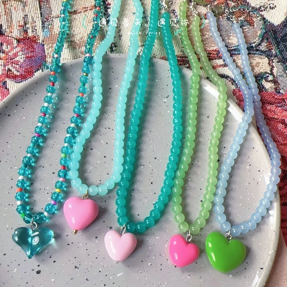 Candy Color Heart Pendant Blue Green Glass Beaded Contrast Design Necklace Girl 2025 Summer Fashion Female Jewelry Accessories