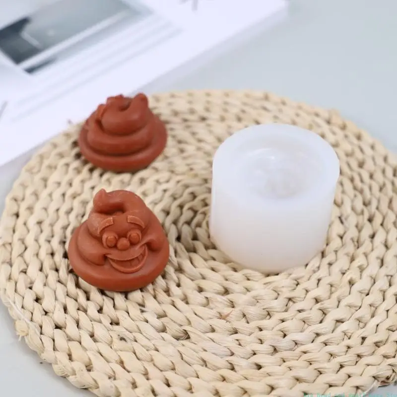 581C Poop Shaped Baking Mould 3D Silicone Mould DIY Handmade Stool Candy Molds