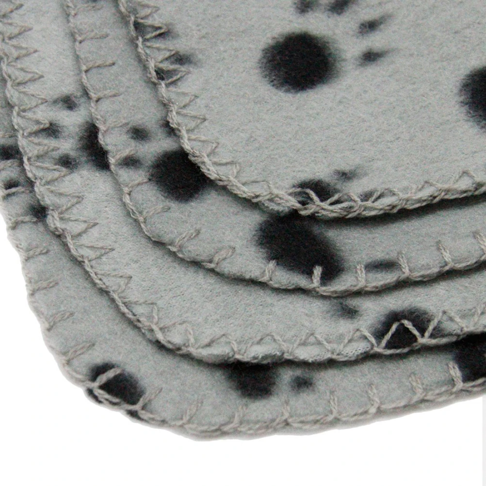 

Double Sided Blanket 100x70cm Grey Warm Cozy Bed Dog House Mat Pet Bed Cushion Cat House Mat Pet Fleece Cushion