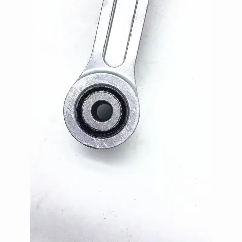 Anti-Torsion Bracket & Anti-Torsion Link Assembly for Old Model Dongfeng Aeolus A60 and E70